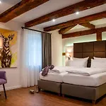 Schuberths Am Schloss 3*