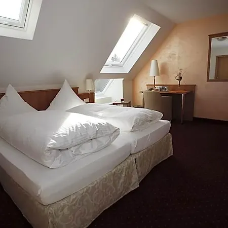 Schuberths Am Schloss 3*